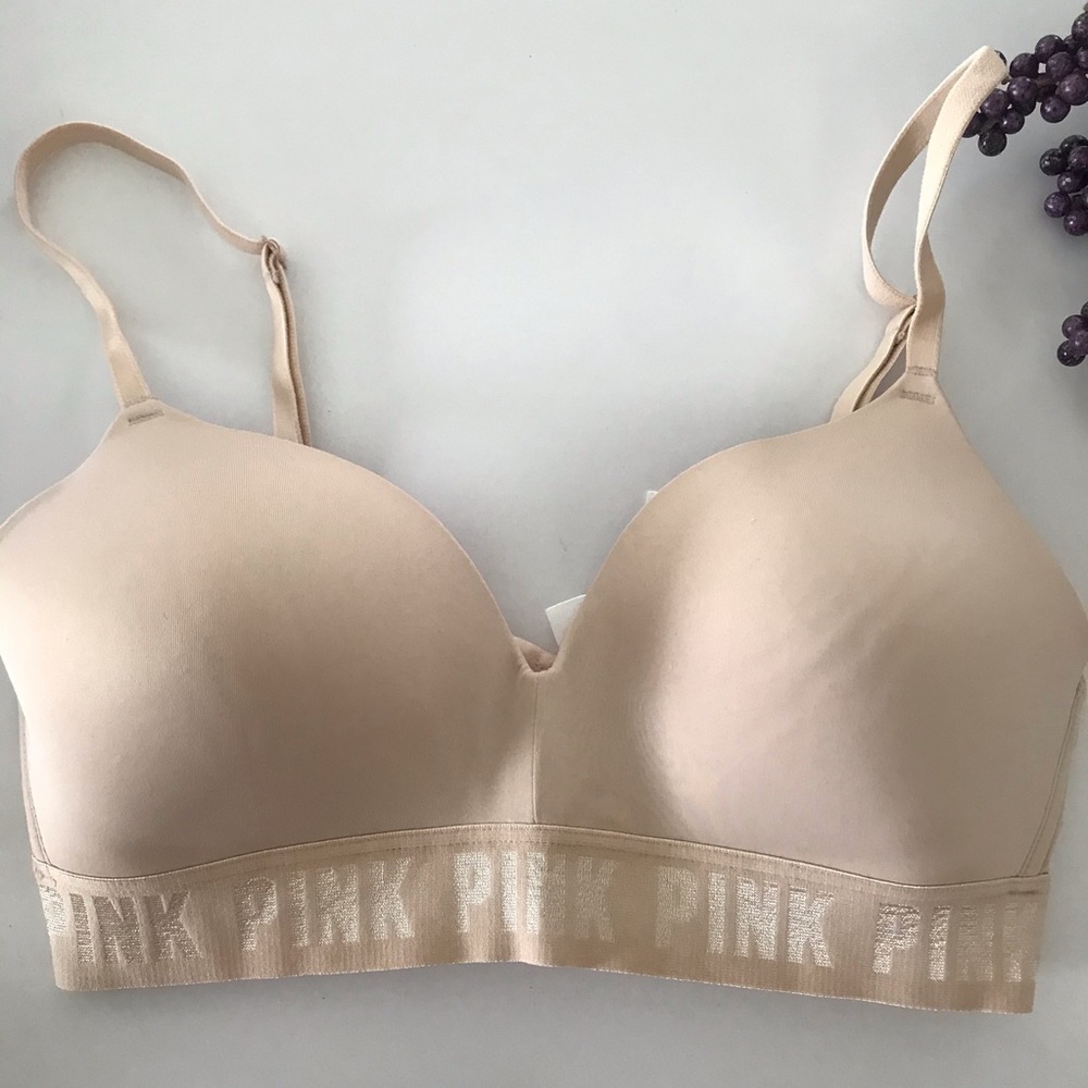 VS Pink Wear Everywhere Lightly Lines Bra 34C